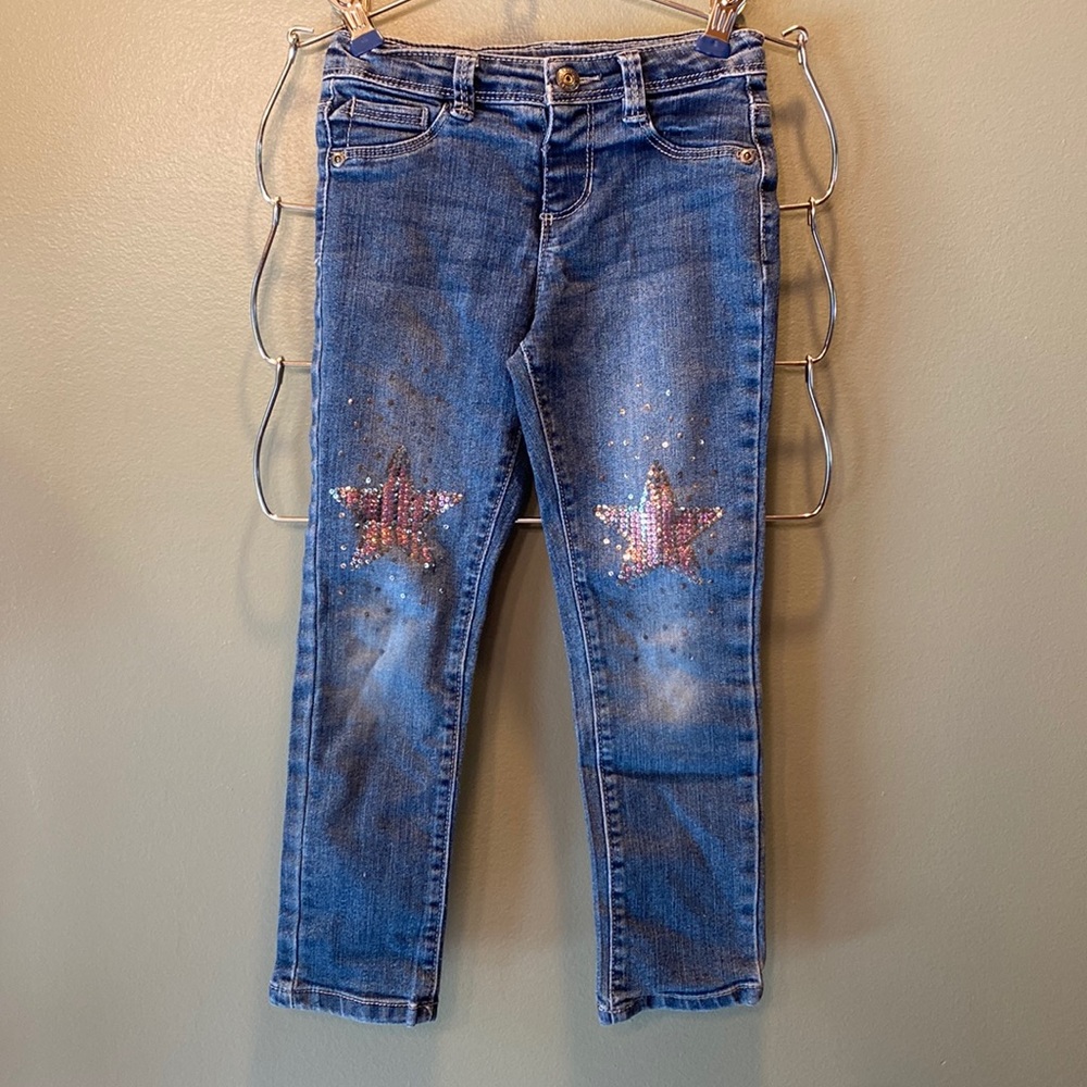 Jeggings with Sparkles on Knees